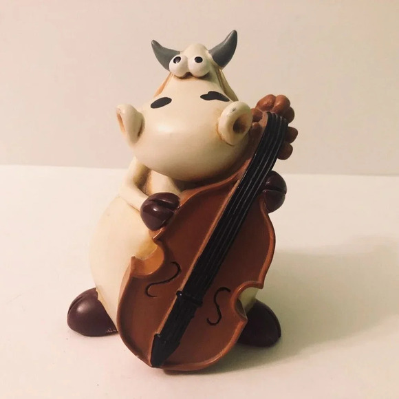 Vintage Paolo Chiari Cow Bull Playing Cello Coin Bank Figurine 5 Inch Tall - Picture 1 of 16